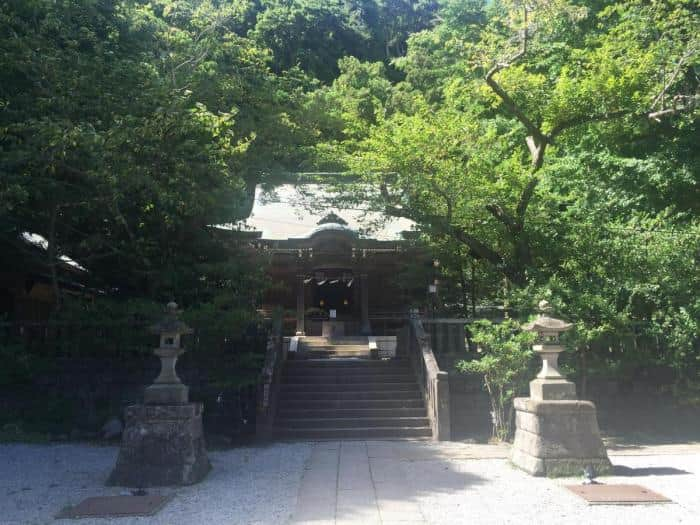 御霊神社