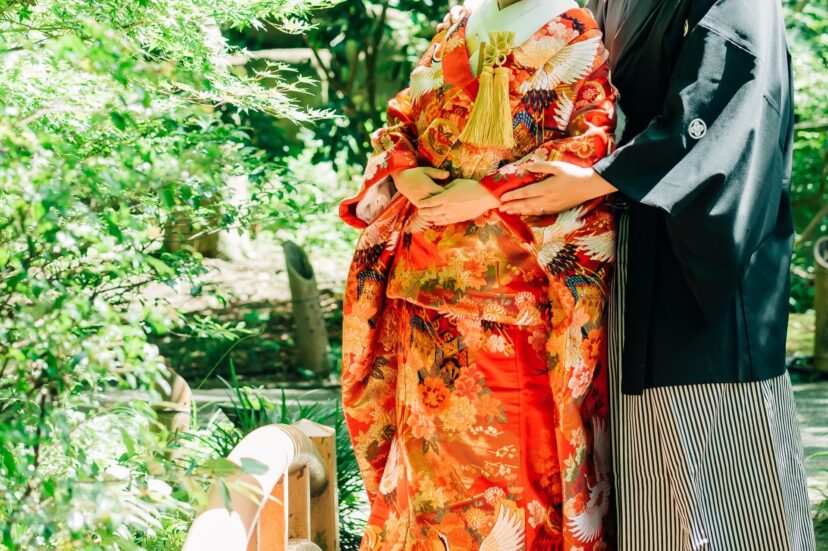 花嫁衣装である色打掛とは？衣装の選び方やおすすめの髪型・髪飾り 