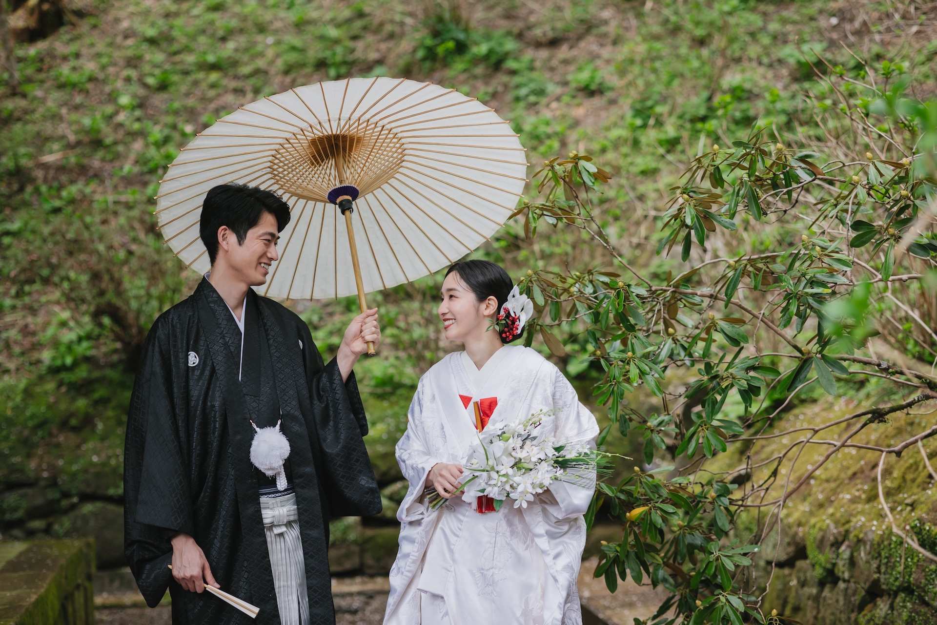 白無垢とは？基礎知識を理解しておしゃれな和装婚を実現しよう！ | 和