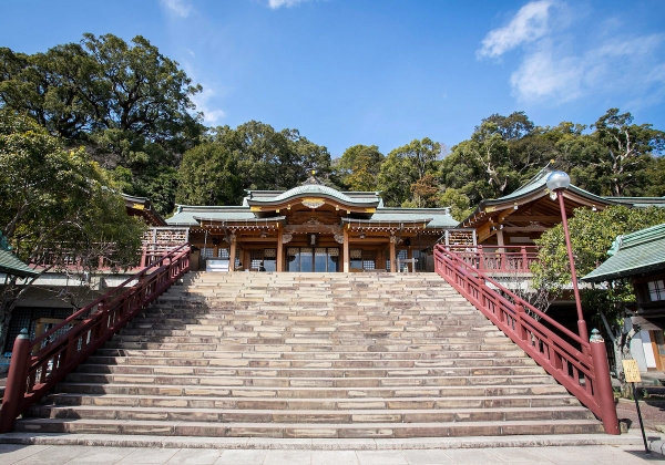 鎮西大社 諏訪神社