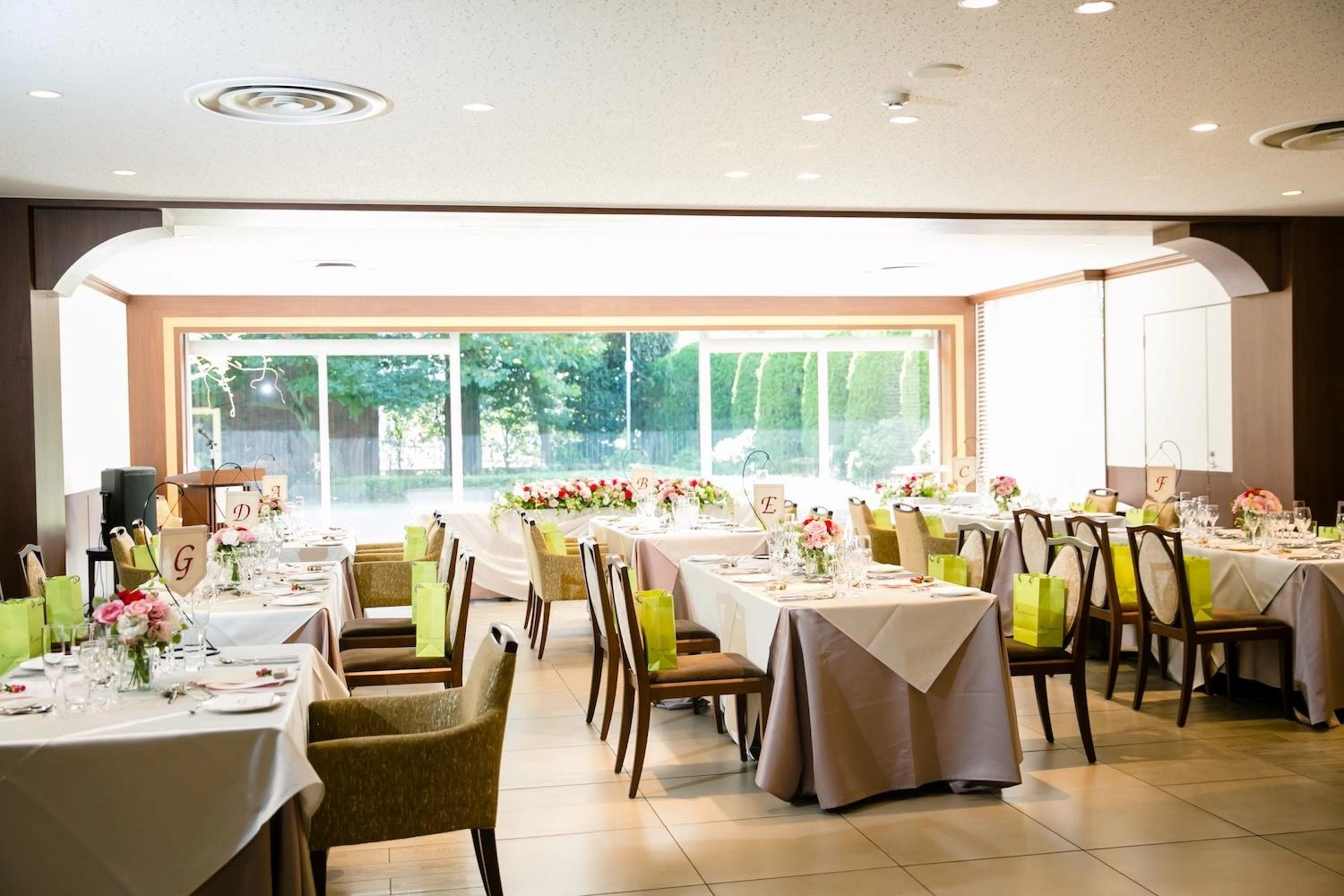 松本楼 セントポールズ会館店の撮影スポット3