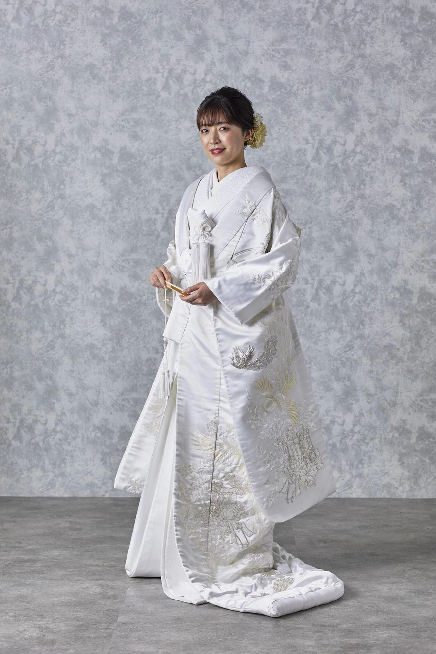 銀糸・孔雀・御所車｜奈良でご案内できる白無垢コレクション｜和婚スタイル