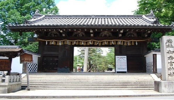 伝統と格式が息づく歴史ある名勝庭園
