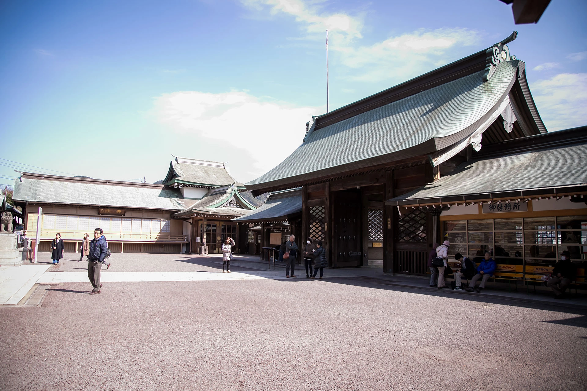 長崎市内から車で10分の好立地環境