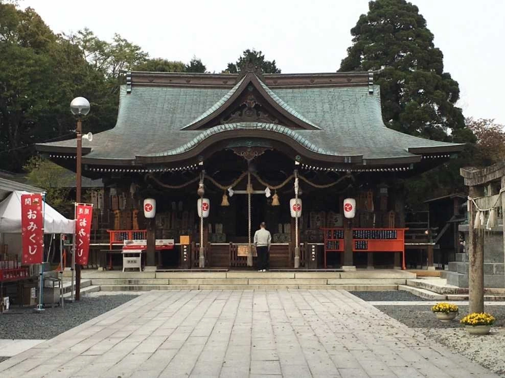 森に包まれた格式ある八幡宮挙式