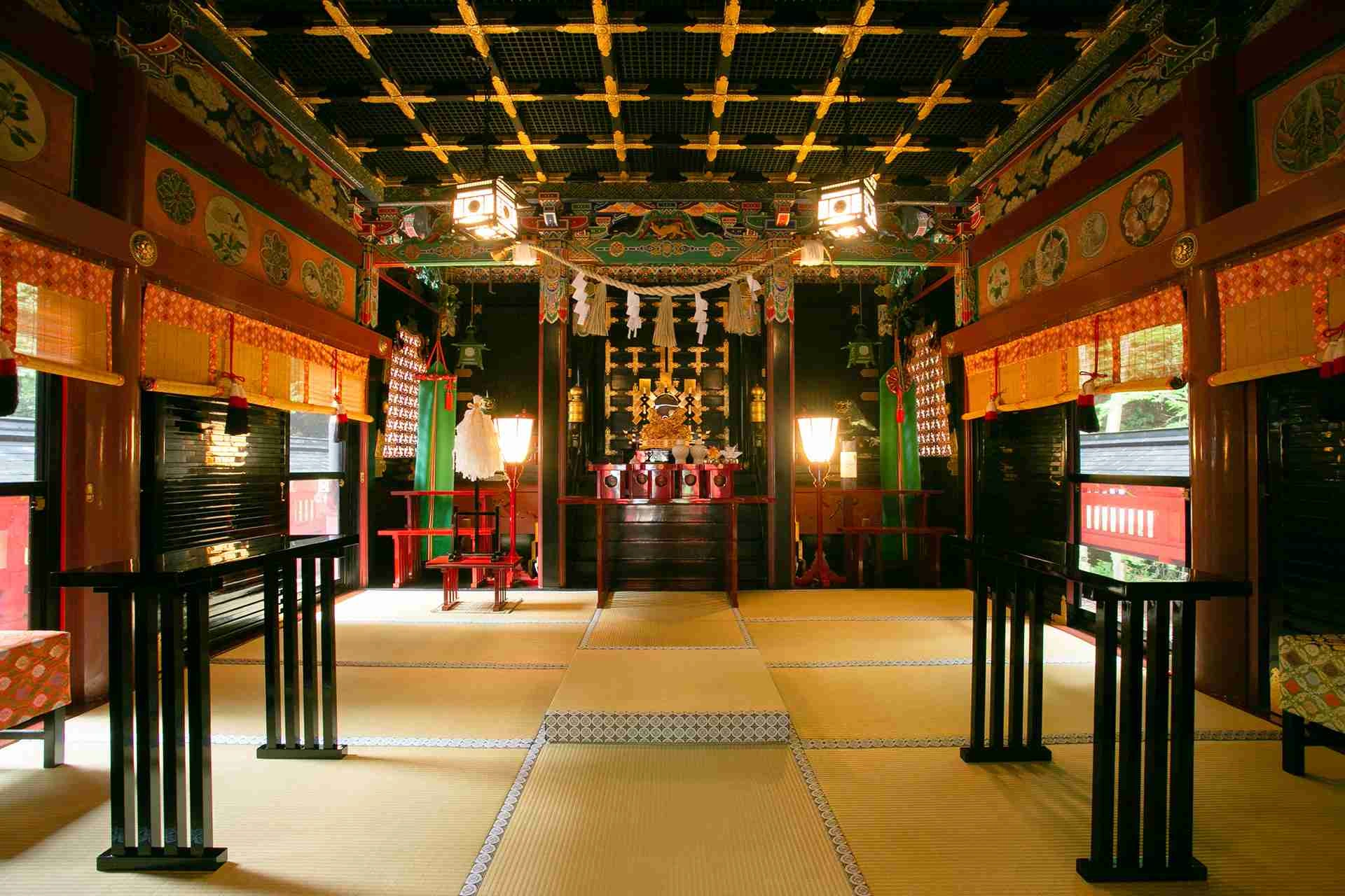 六所神社 サムネイル4