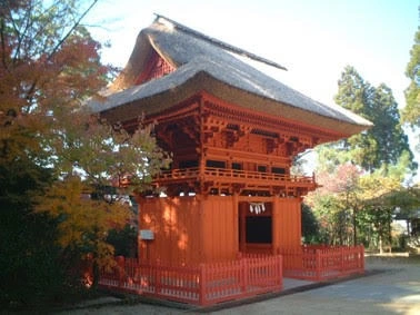 六殿神社 サムネイル3