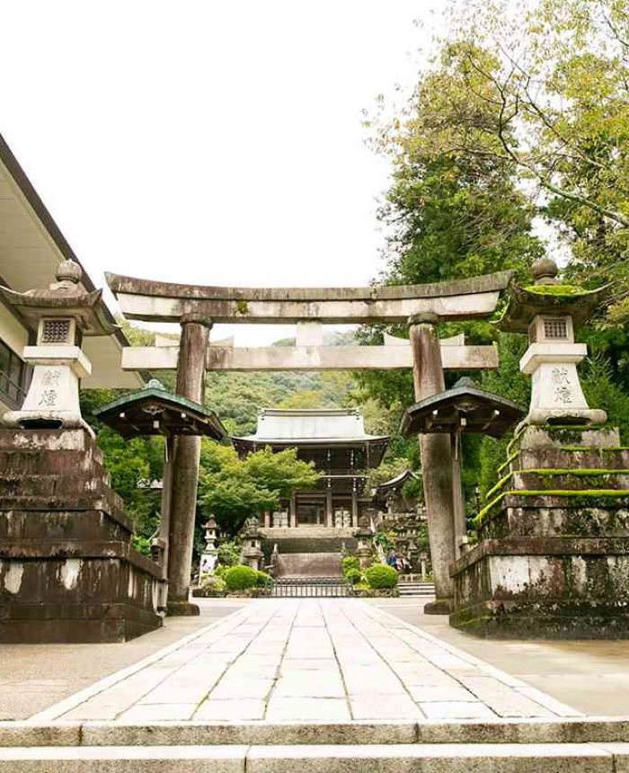 伊奈波神社＋ぎふ水琴亭特別お食事会プラン
